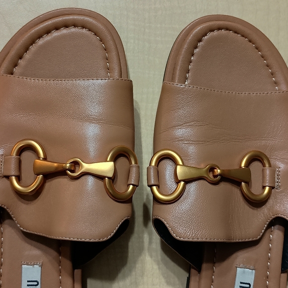 Anthropologie Bibi Lou Leather Hana Slides in Camel Size 7 - Picture 6 of 10